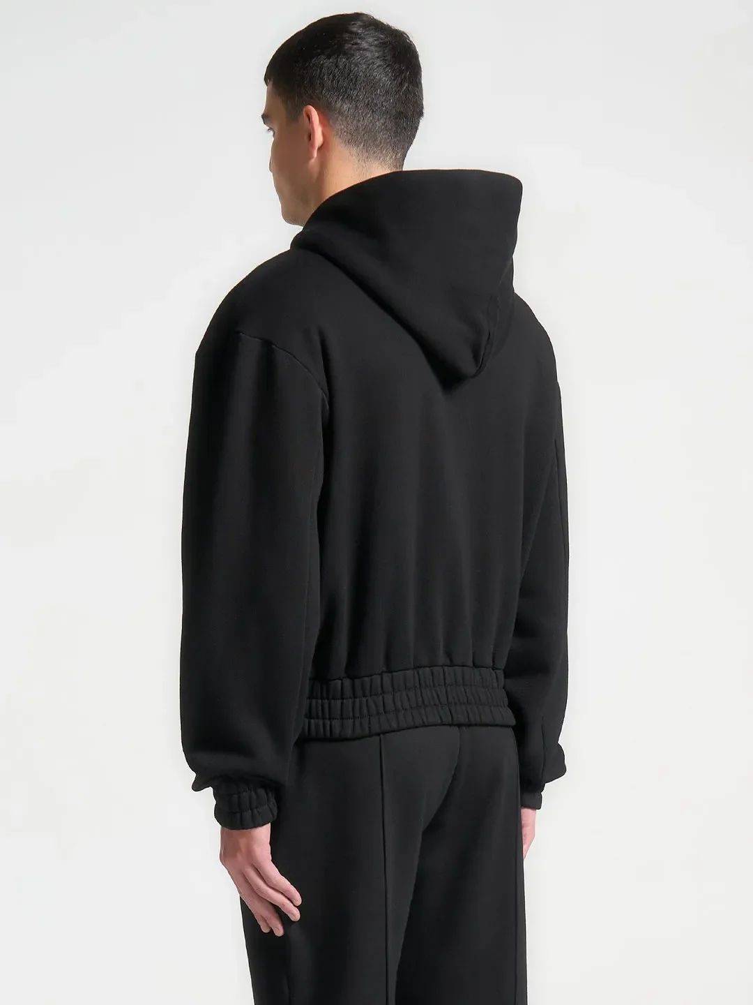 Cassonava Tracksuit - Image 8