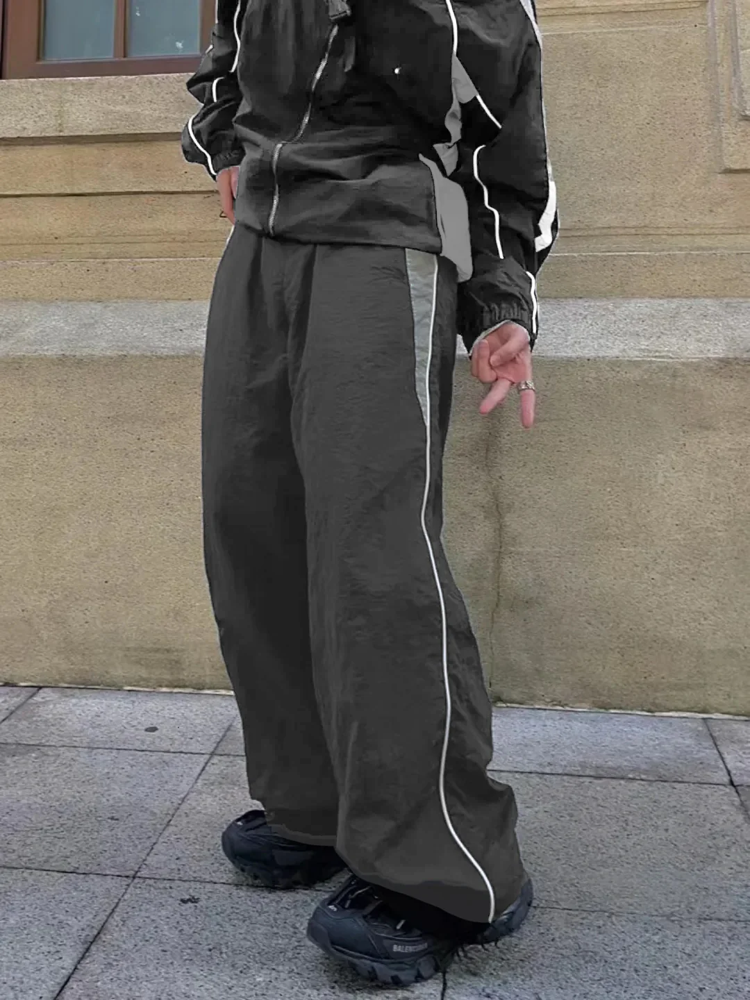 Dark Grey Contrast Piping Detail Trackpants - Image 5