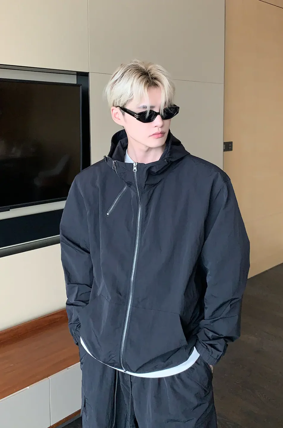 Grenade Tracksuit - Image 4