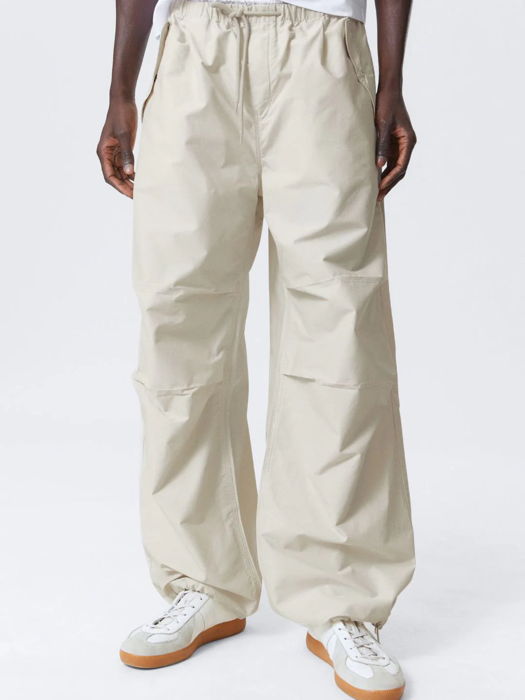 Loose Pleated Parachute Pants - Image 3