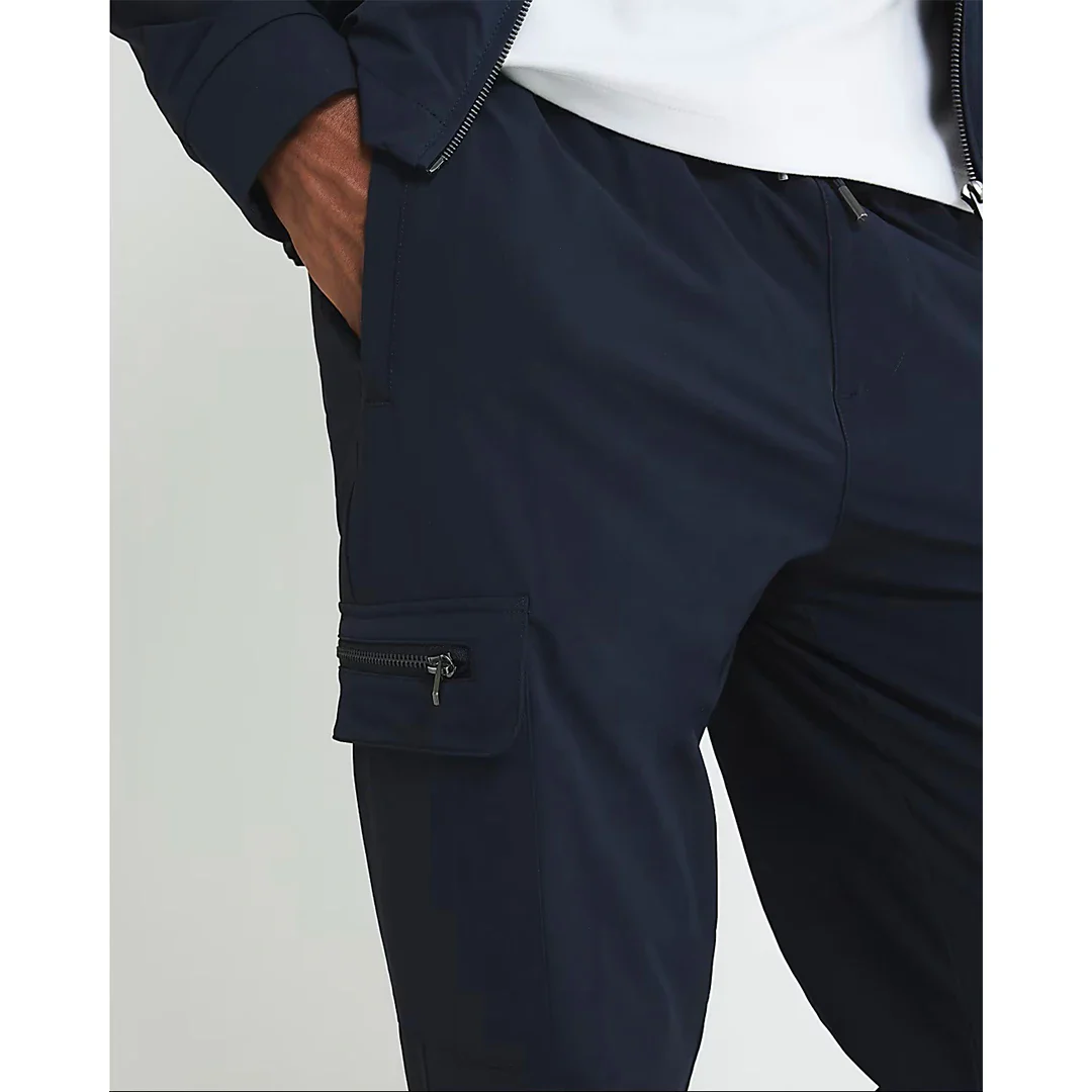 Muscle fit shacket and cargo - Image 11